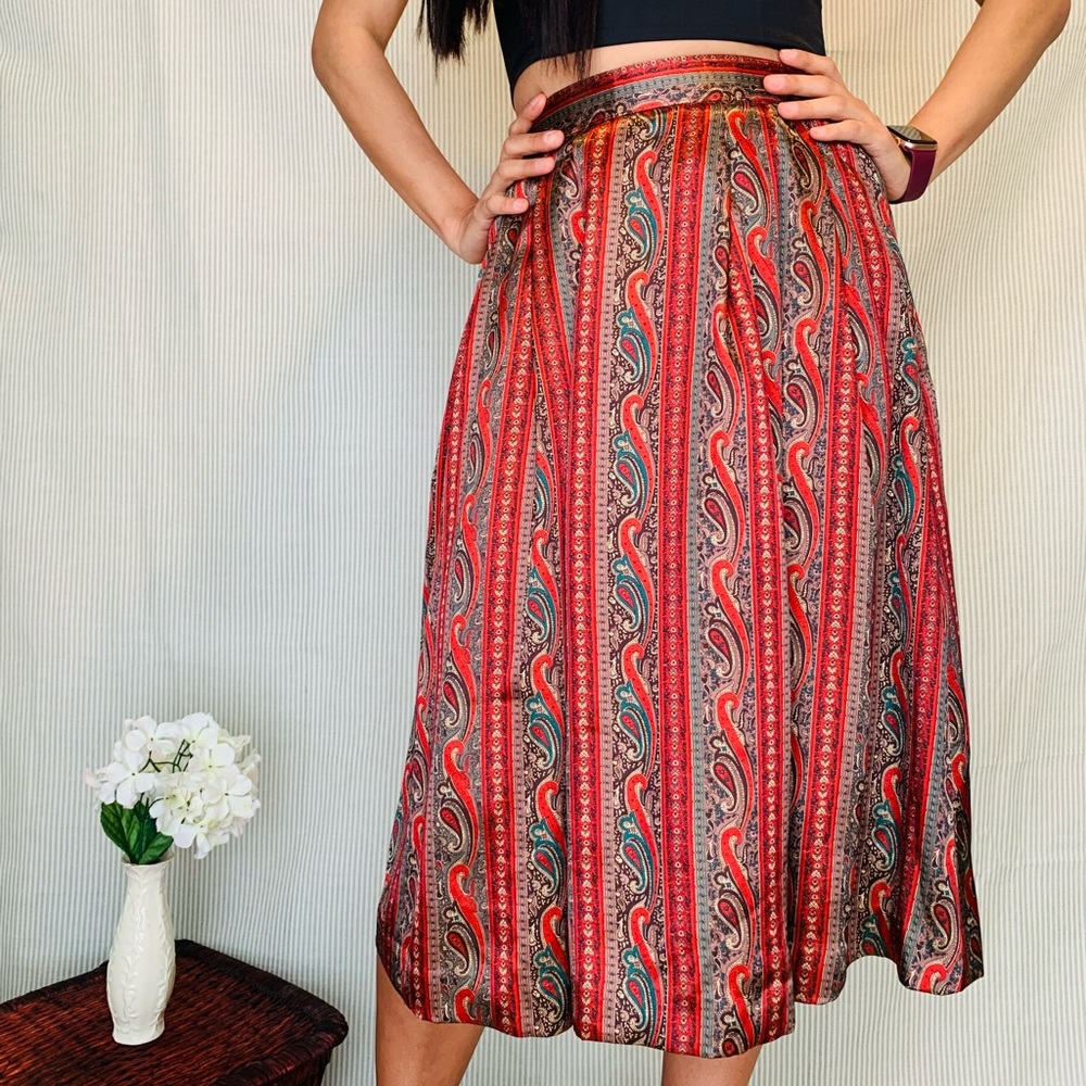 Silky bohemian vintage skirt.